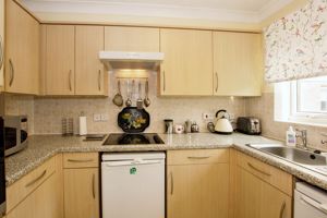 KITCHEN- click for photo gallery